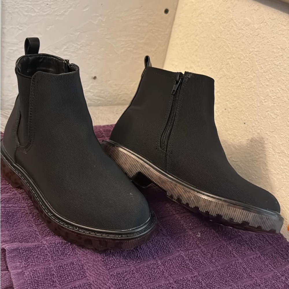Steve Madden Chic black ankle boots